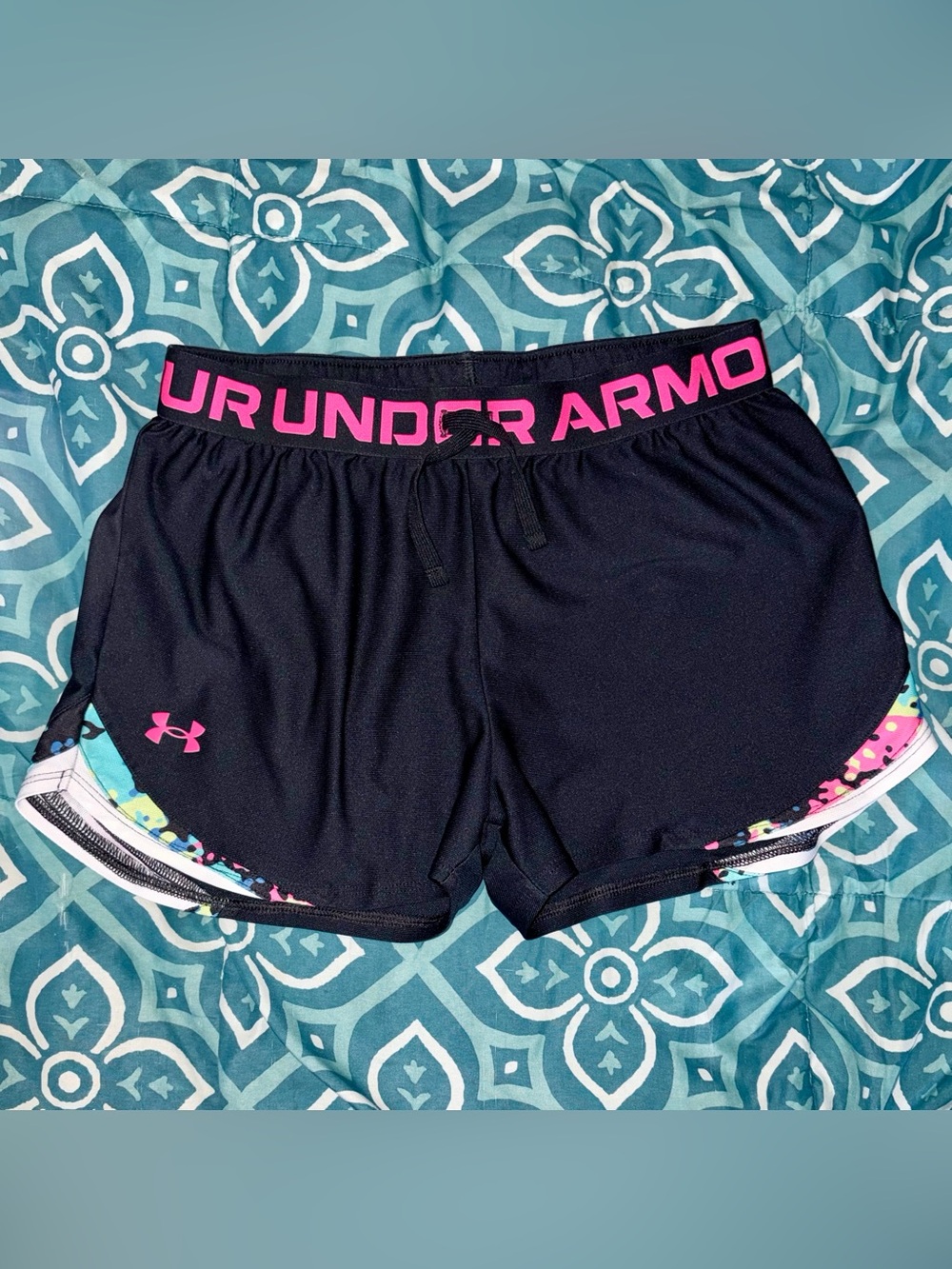 Under Armour Girls shorts